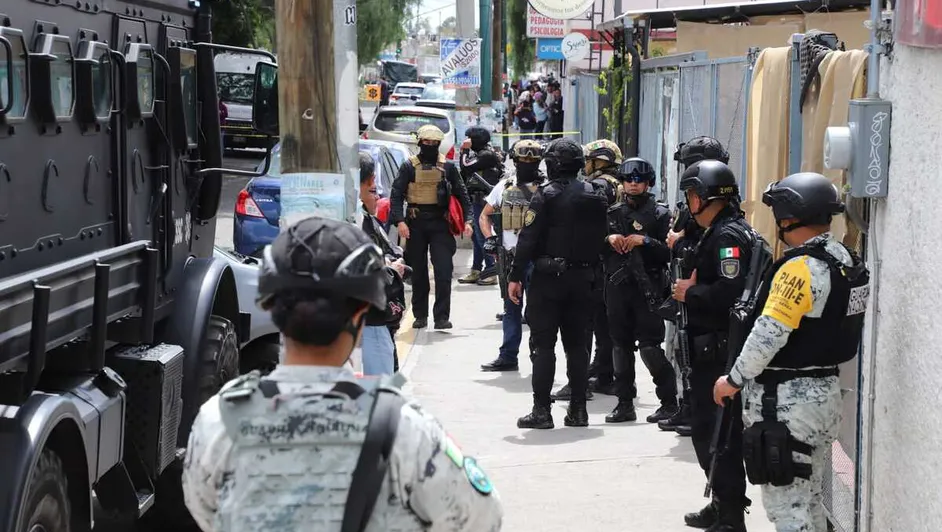 Hombre armado toma rehenes en centro educativo anexo a una iglesia de la alcaldía Gustavo A. Madero